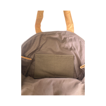 Load image into Gallery viewer, Market Bag by Sakina