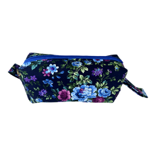 Load image into Gallery viewer, Cosmetic bag Rounded by Lili