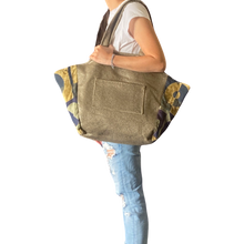 Load image into Gallery viewer, Market Bag by Sakina