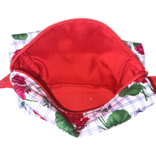 Load image into Gallery viewer, Cosmetic bag Rounded by Benafsha