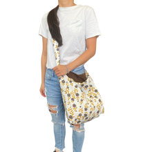 Load image into Gallery viewer, Tote Bag by Zahra