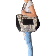 Load image into Gallery viewer, Market Bag by Sakina