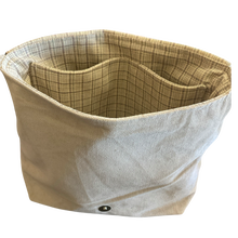 Load image into Gallery viewer, Messenger Bag by Tee Mo