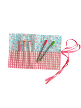 Load image into Gallery viewer, Art Roll by Zarghuna