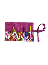 Load image into Gallery viewer, Art Roll by Yasmin