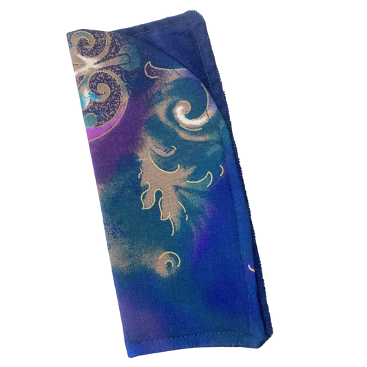 Glasses Sleeve by Shiren