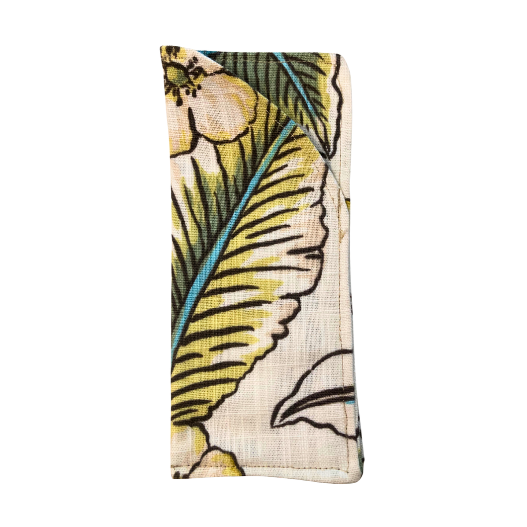 Glasses Sleeve by Juhara