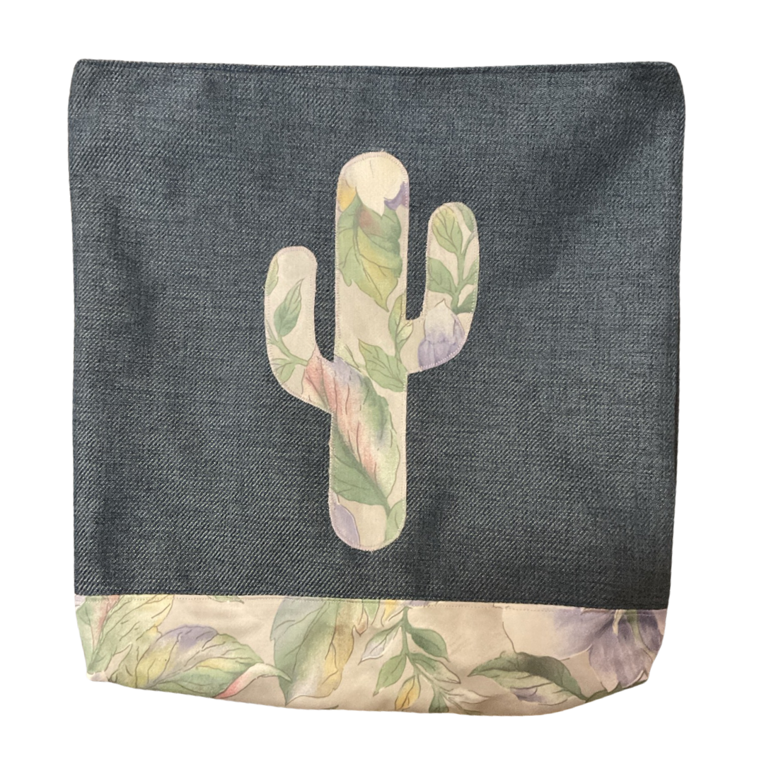 Cactus Tote by Aa Te