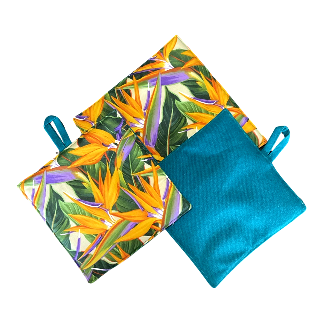 Potholder Set by Aa Te