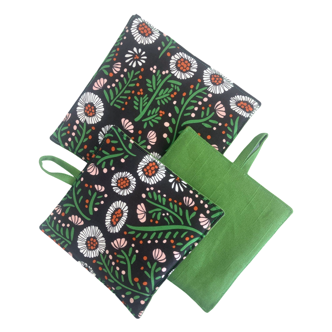 Potholder Set by Aa Te