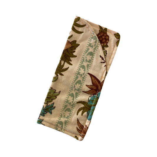 Glasses Sleeve by Juhara