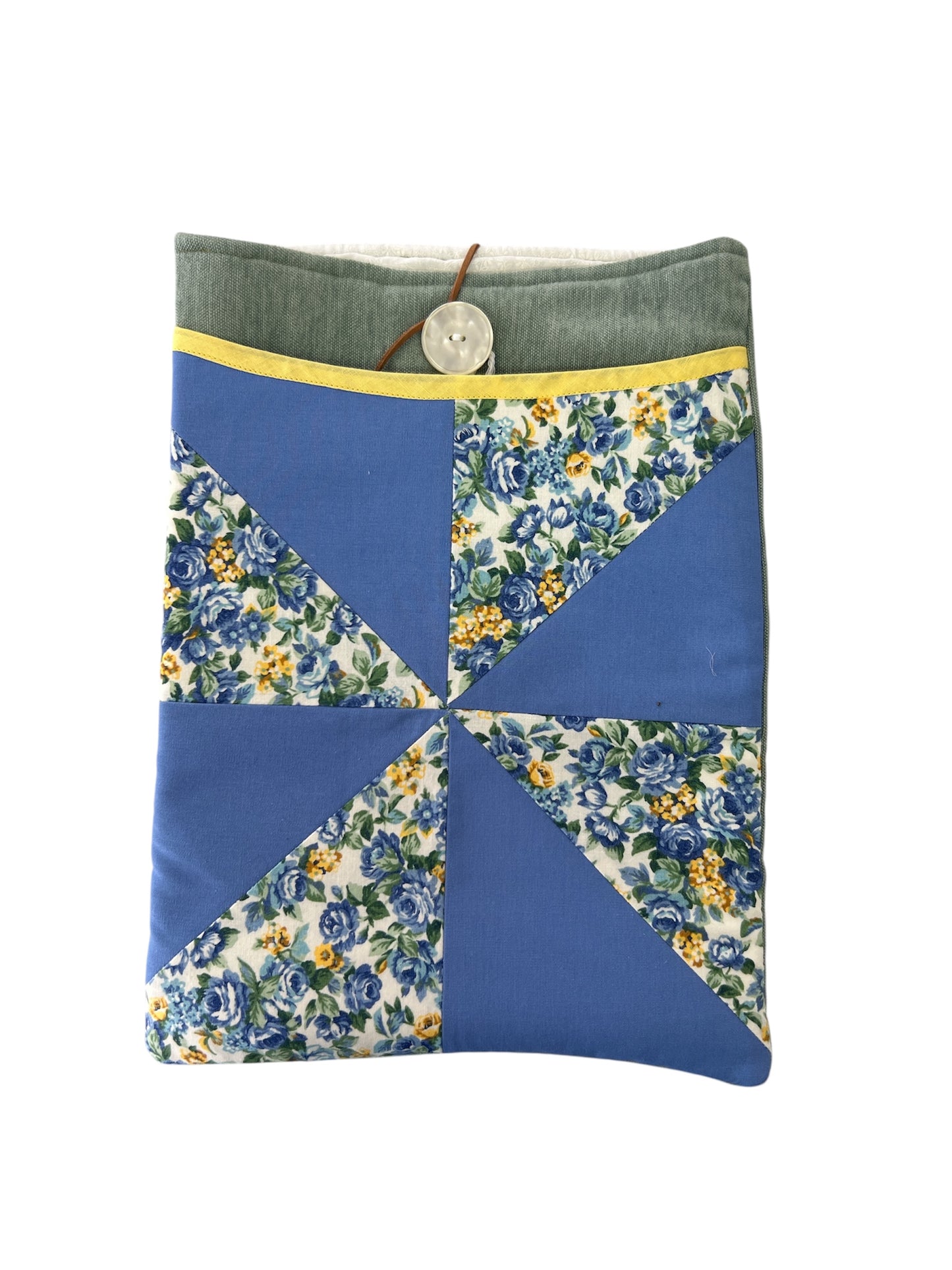Patchwork Laptop Sleeve 16” by Aa Te