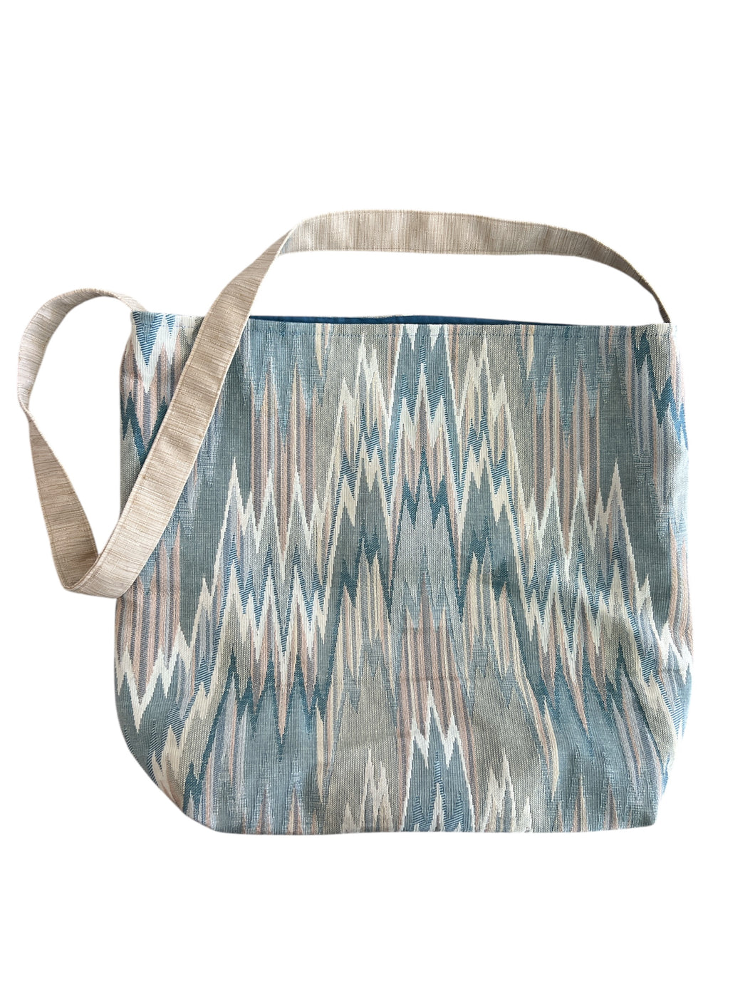 Tote Bag by Zarghuna