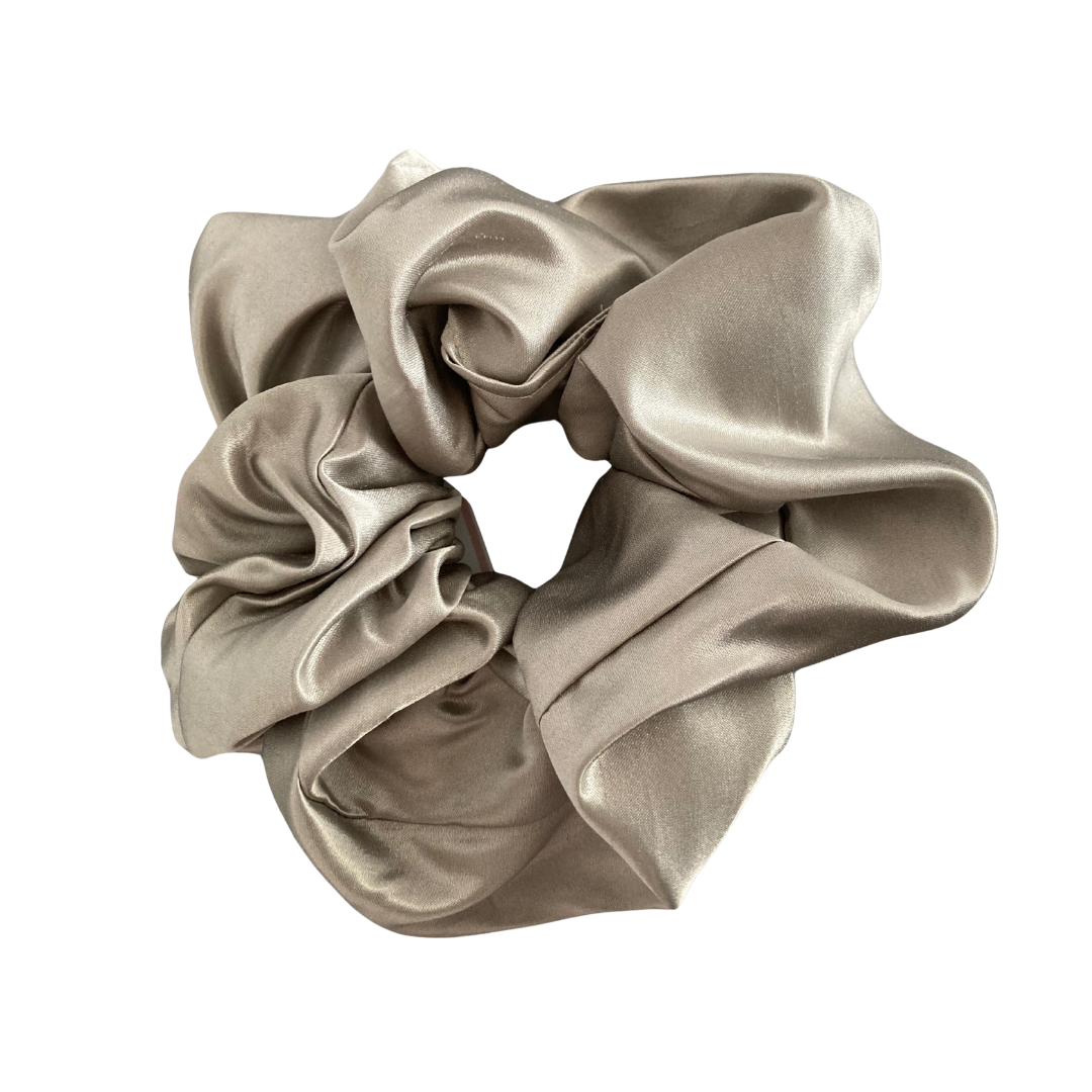 Scrunchie by Sakina