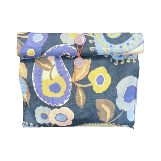 Lunch Bag by Tihun