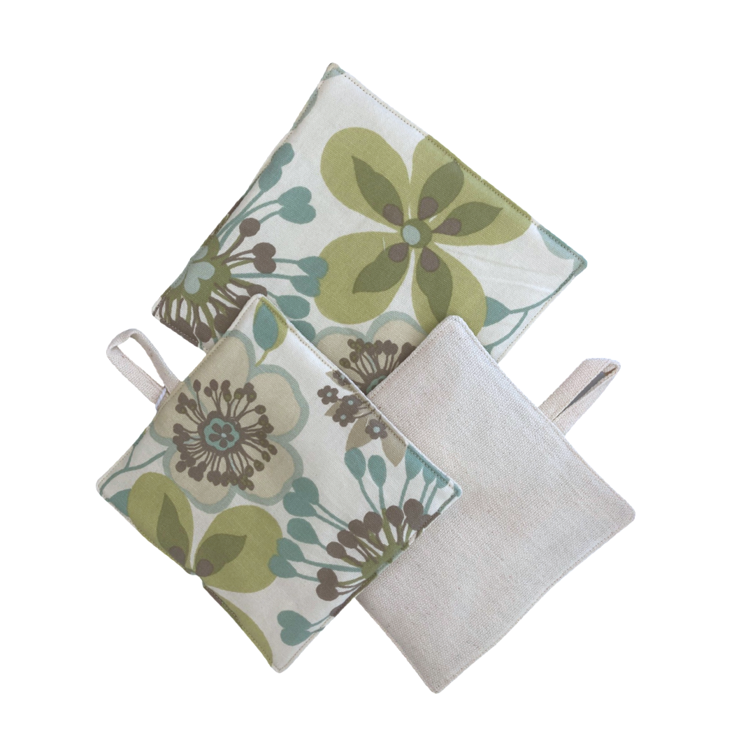 Potholder Set by Aa Te