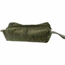 Load image into Gallery viewer, Toiletry Bag by Pa Moe
