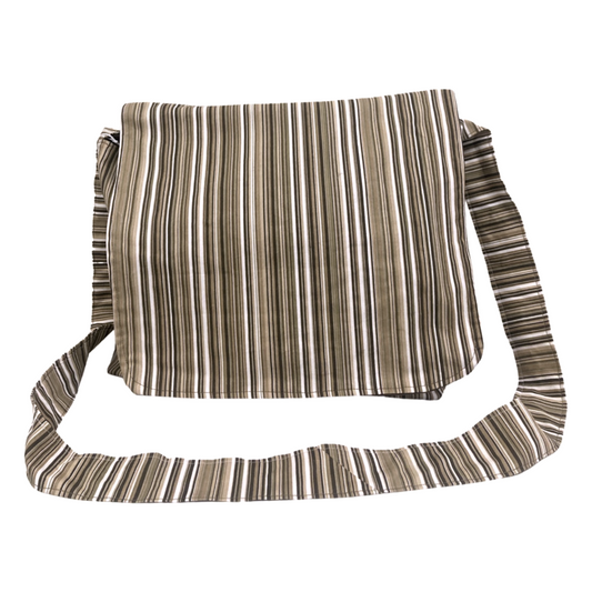 Discounted Messenger Bag by Leena